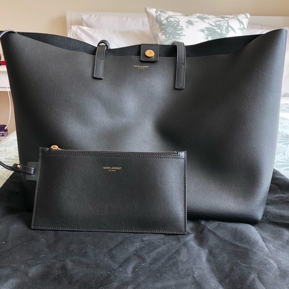 Saint Laurent Shopping Leather Tote - Black